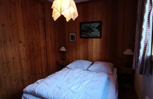Montgenevre Apartment | Chalet Du Bois De Suffin N°10 - appartement tout confort, grande terrasse, plein sud 50m des pistes MAE-8254