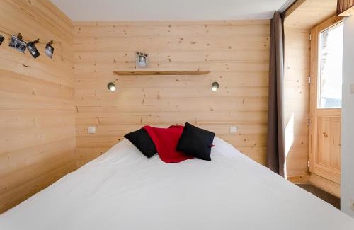 Les Eucherts Ski Chalet | Chalet Epilobe - au pied des pistes - vue exceptionnelle