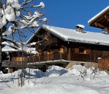 Cohennoz Ski Chalet | CHALET FAMILIAL AU PIED DES PISTES ET COMMERCES