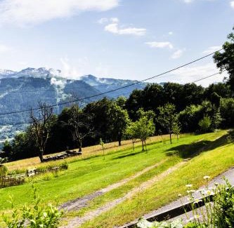 Samoens Ski Chalet | Chalet familial authentique avec jardin/cheminée