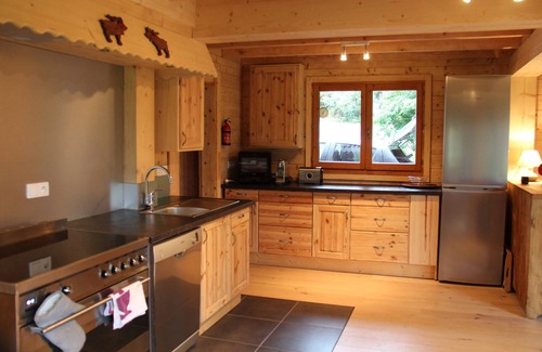 La Chapelle-d'Abondance Ski Chalet | Chalet Louis ground floor 1 bedroom open plan chalet that sleeps 2