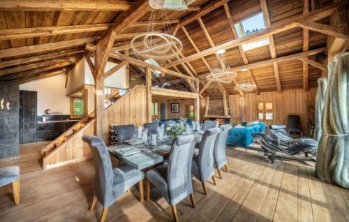 Saint-Jean-dʼAulps Ski Chalet | Chalet Gamelbarn - Morzine Avoriaz with stunning mountain views