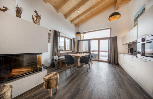 Schonbach Ski Chalet | Chalet in Neukirchen near Wildkogel Ski Arena