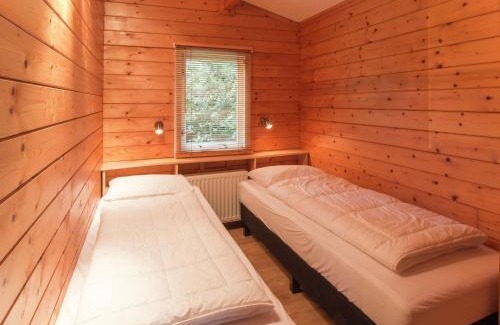 Ootmarsum Ski Chalet | Chalet in Overijssel with Spacious Terrace