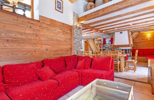 Peisey-Nancroix Ski Chalet | Chalet in Peisey near Ski Lift