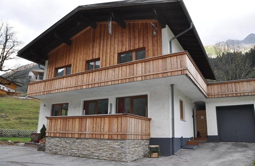 Steeg Apartment | Chalet in Steeg near Ski Slopes Lechtal