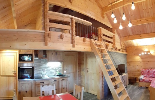 Menthon-Saint-Bernard Ski Chalet | CHALET L'ADRET