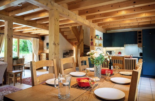 Le Grand-Bornand Ski Chalet | Chalet L'Ours Blanc - ski-in ski-out base for 8, open fire - OVO Network