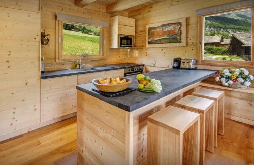 Le Grand-Bornand Ski Chalet | Chalet Le Charmieux - OVO Network