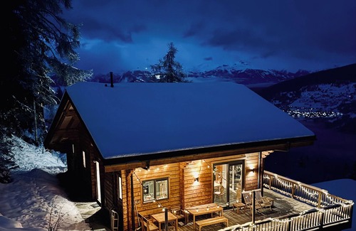 Heremence Ski Chalet | Chalet Le Iceberg: Style, Sauna & Stunning Views. Ski, Hike, MTBike, Spa More.