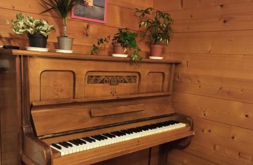 Les Posses-sur-Bex Ski Chalet | Chalet le Muveran