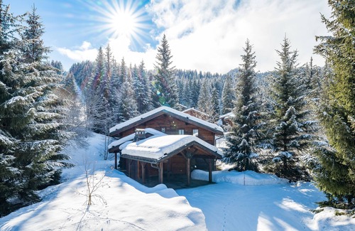 La Perriere Ski Chalet | Chalet LEA-Courchevel, La Tania-12 pax./6 Rooms.