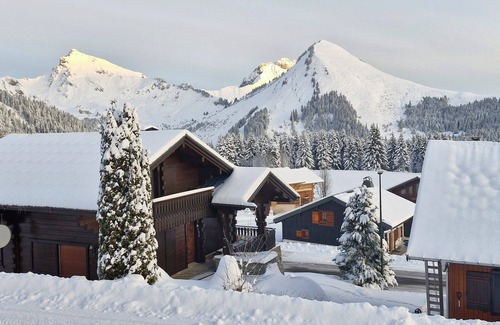 Le Praz de Lys Ski Chalet | Chalet Les Cîmes de Praz
