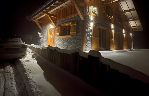 Mieussy Ski Chalet | Chalet 'Les Carroz De Mary - Sommand' with Mountain View, Private Terrace and Wi-Fi