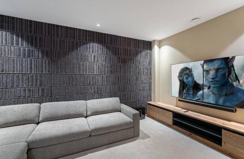 Le Praz Ski Chalet | Chalet luxe avec piscine, sauna, et accès facile pistes Courchevel - FR-1-568-27