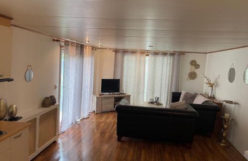 Makkum Ski Chalet | Chalet Makkum V10