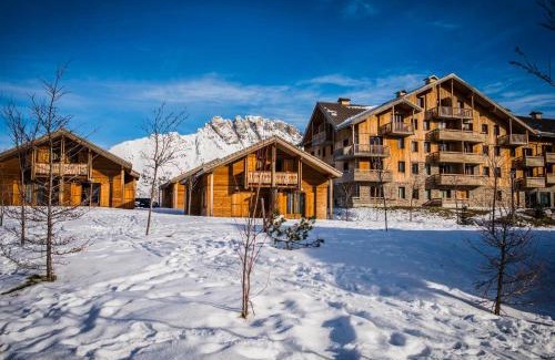Saint-Etienne-en-Devoluy Ski Chalet | Chalet mitoyen duplex 3 pièces, 6 pers, Résidence Le Hameau du Puy, piscine, proche pistes - FR-1-504-448