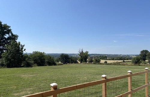 Marcillat-en-Combraille House | Chalet moderne et chaleureux en pleine nature à Marcillat-en-Combraille - FR-1-489-582