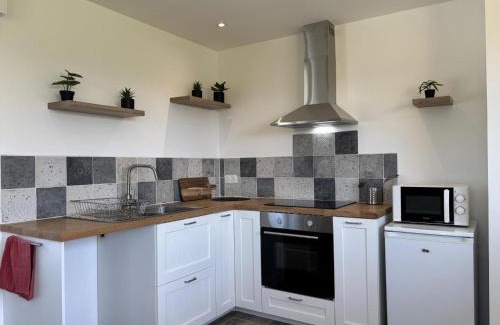 Marcillat-en-Combraille House | Chalet moderne et chaleureux en pleine nature à Marcillat-en-Combraille - FR-1-489-582