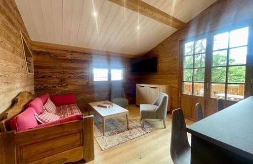 Crest-Voland Ski Chalet | Chalet moderne 4 pers avec terrasse, mezzanine et parking - FR-1-505-186