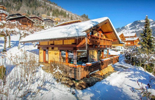 Le Grand-Bornand Ski Chalet | Chalet Musini - ski holiday in the Aravis for 8 with sauna - OVO Network