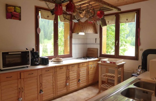 Beaufort Ski Chalet | Chalet Nature, Pistes en Hiver & Alpages en Été, pour 14 Pers., Cheminée, Wifi, Balcons & Terrasse