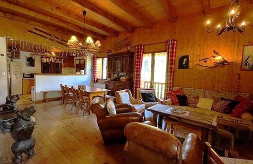 Beaufort Ski Chalet | Chalet Nature, Pistes en Hiver & Alpages en Été, pour 14 Pers., Cheminée, Wifi, Balcons & Terrasse