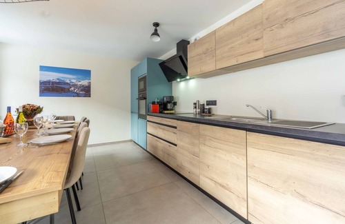 Val Cenis Apartment | 'Chalet Pramaria - Apt L'Arcelle' with Mountain View, Wi-Fi and Air Conditioning