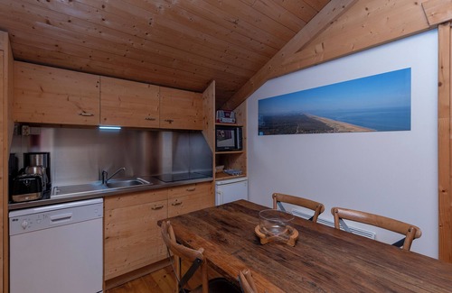 Labenne-Ocean House | Chalet Perché with Full Comfort in Labenne Océan – Unique Treehouse Stay for 4 Guests - Beach Nearby