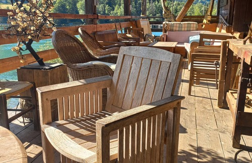 La Ferriere Ski Chalet | Chalet 'Pierre Bois Lac' with Mountain View, Shared Terrace and Garden