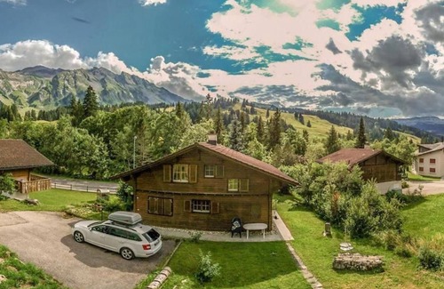 Soerenberg Ski Chalet | Chalet "Rastflüehli" with mountain view