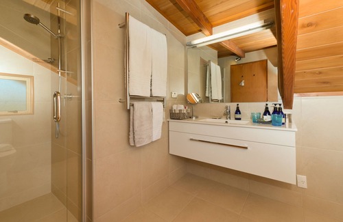 Paihia House | Chalet Romantica