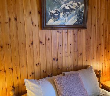 Mayens-de-Riddes Ski Chalet | Chalet Rustique à La Tzoum'