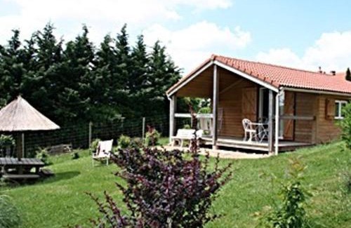 Echassieres House | Chalet rustique avec terrasse au cœur de la nature - FR-1-489-323