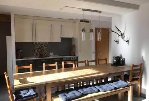 Vex Ski Chalet | Chalet Ski in&out