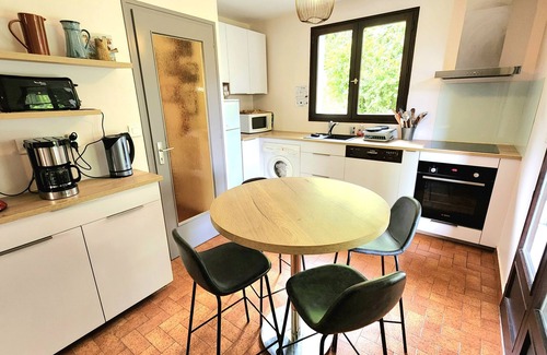 Saint-Jorioz Ski Chalet | Chalet sleeps 9/SPA, Saint-Jorioz, quiet location lake and mountain views