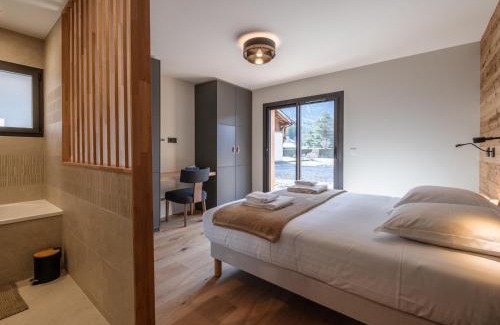 Les Tines Ski Chalet | Chalet spacieux à Chamonix avec jacuzzi et parking, animaux acceptés - FR-1-343-259