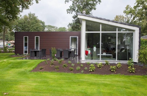 Susteren House | Chalet with 3 bedrooms and terrace