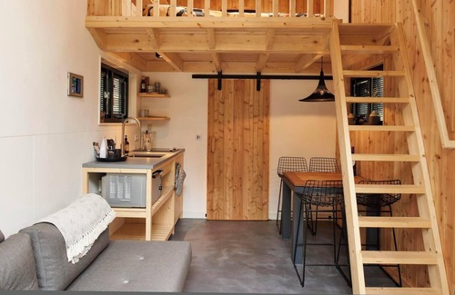 Belfeld House | Chalet with a terrace