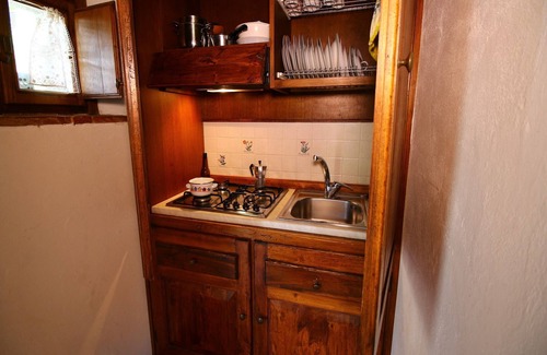 Camucia Ski Chalet | Chalet with pool in Cortona
