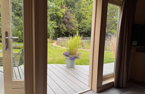Jelsum Ski Chalet | Chalet with privacy and garden near Leeuwarden