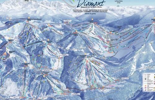 Notre-Dame-de-Bellecombe Apartment | Chaleureux studio au pied des pistes avec parking et animaux acceptés - FR-1-505-6