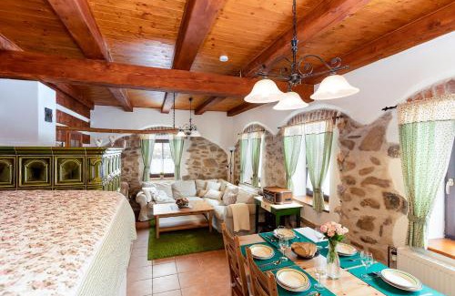 Zelnava Ski Chalet | Chalupa Na peci