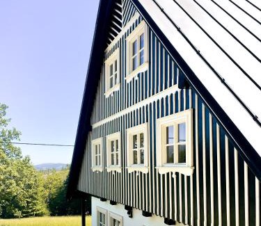 Paseky nad Jizerou Ski Chalet | Chalupa NaStopě