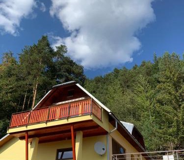 Hutisko-Solanec House | Chalupa pod Posklu