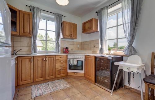 Bozanov House | Chalupa pod skalami