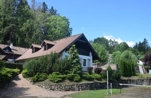 Kamenice nad Lipou Apartment | Chalupa U Ptáčků