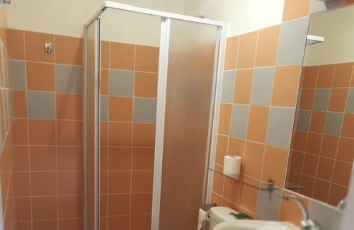 Pailherols House | Chambre 7-Twin room-Private Bathroom-Superior-Garden view