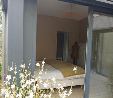 Saint-Thurial Bed & Breakfast | Chambre avec terrasse et salle de bain privative