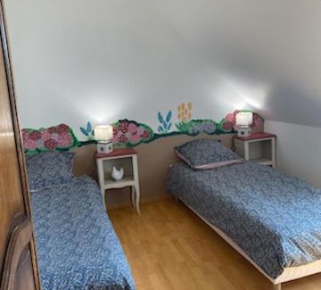 Le Mesnil-Guillaume House | Chambre campagne et salle de bain privée